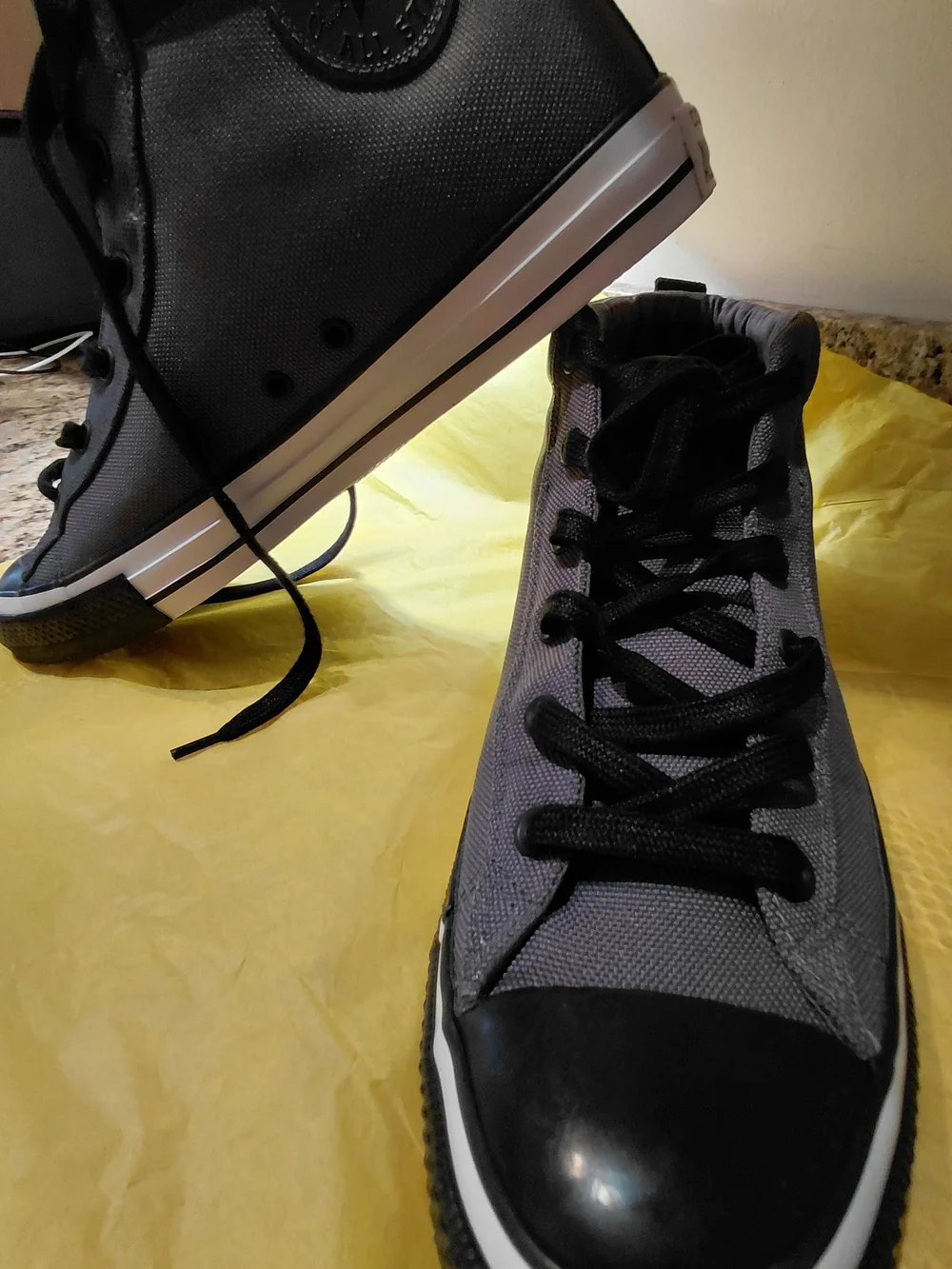 Converse Men's Black and Gray High-Top Sneakers